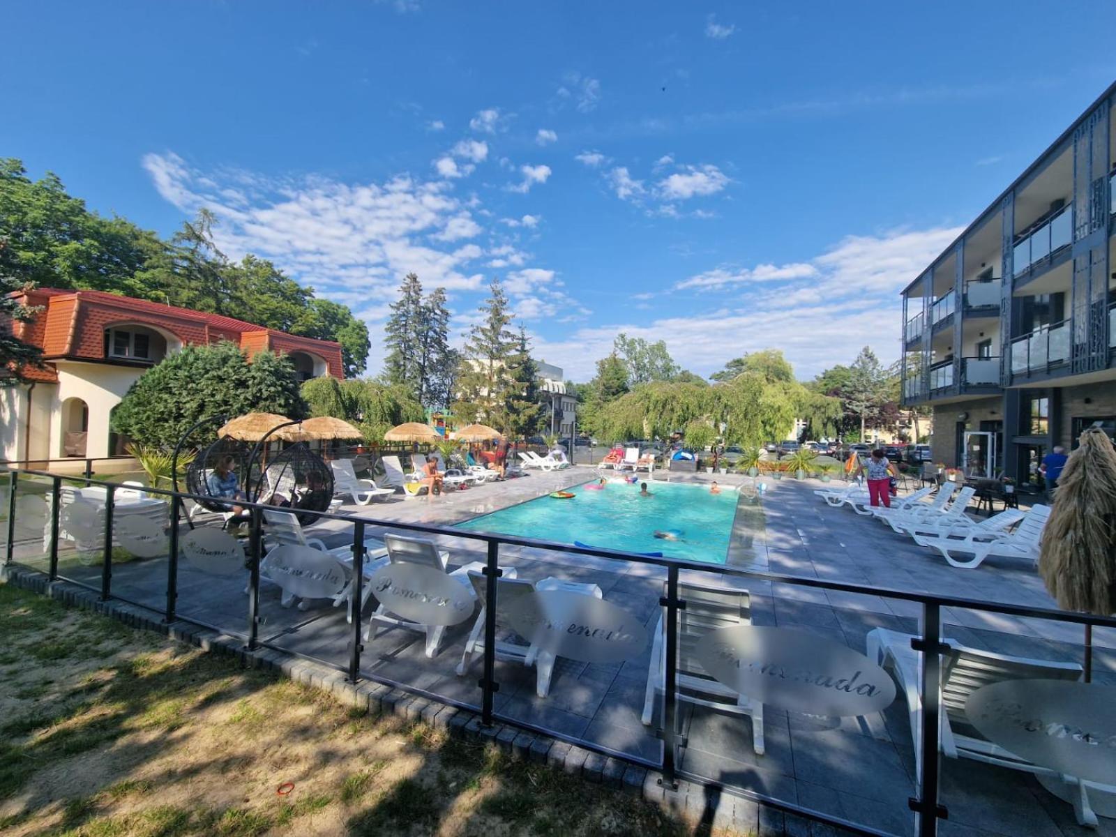Osrodek Promenada- Faleza Jastrzebia Gora Bagian luar foto